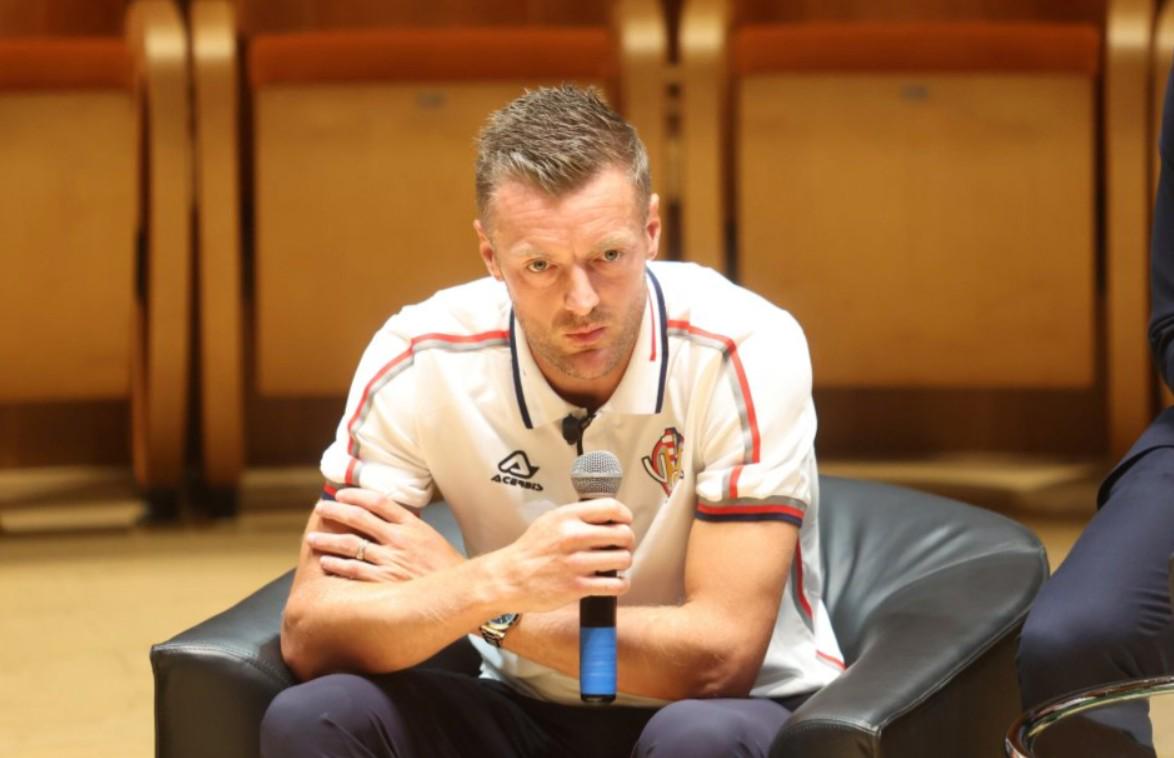 孩子们, 人坐下来商, 证明你是错