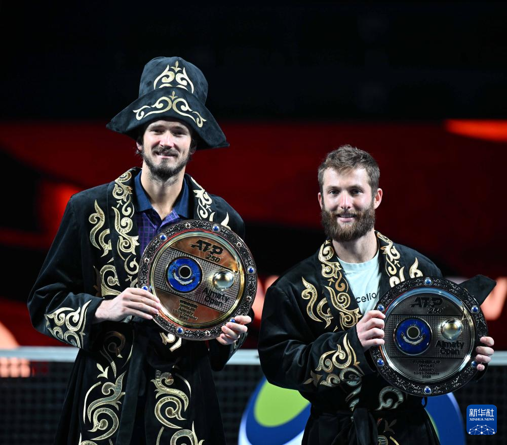 新华社记者 新华社记者